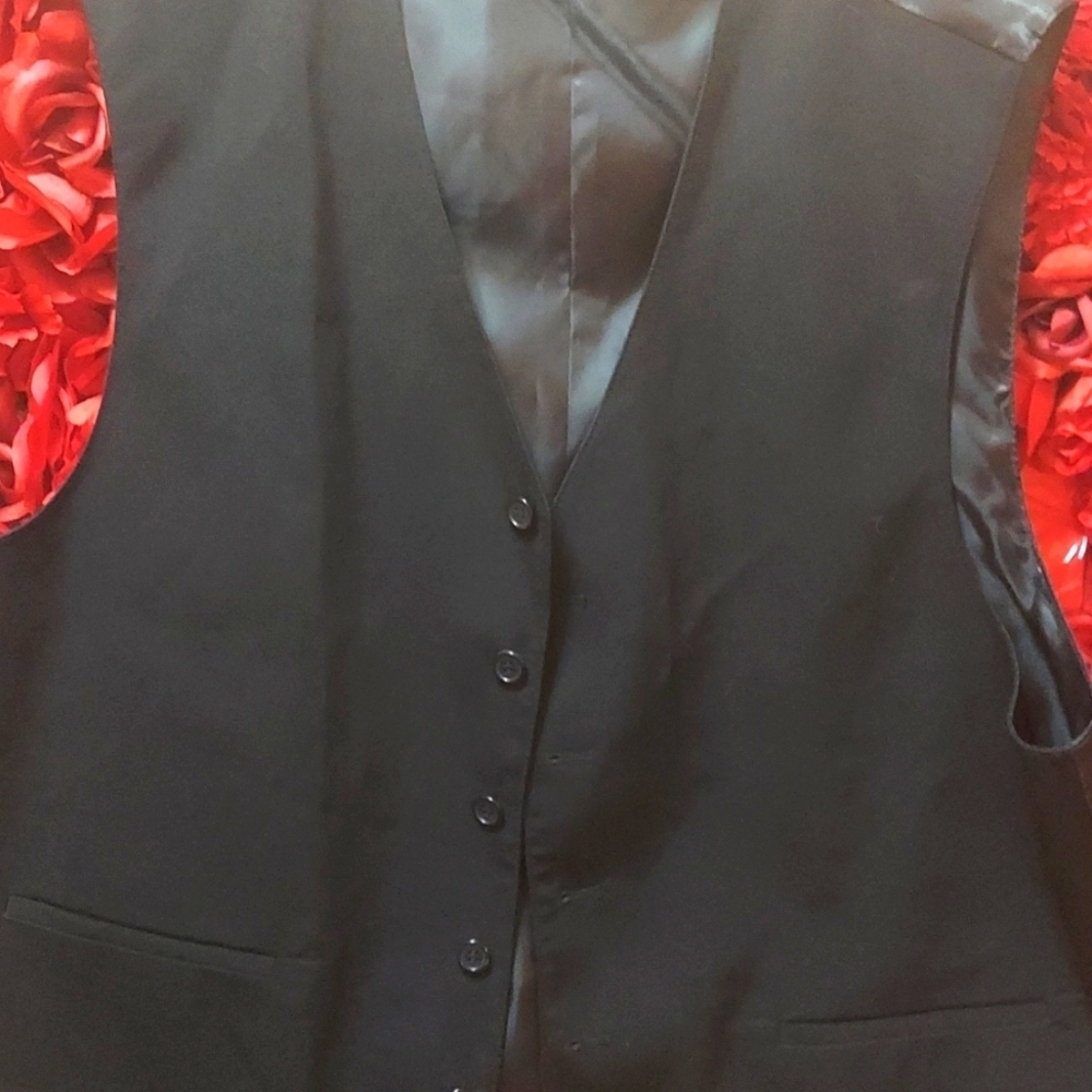 Midtown Man NWT Men's Black Dress Vest Size Medium
